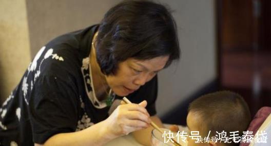 草莓舌|婆婆带两娃6年,没进过医院,只因不吃2饭,多做2事,孩子脾胃好