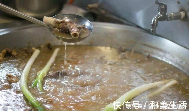 炖羊肉时，千万不能放这料，否则羊肉又柴又膻，一锅汤就毁了