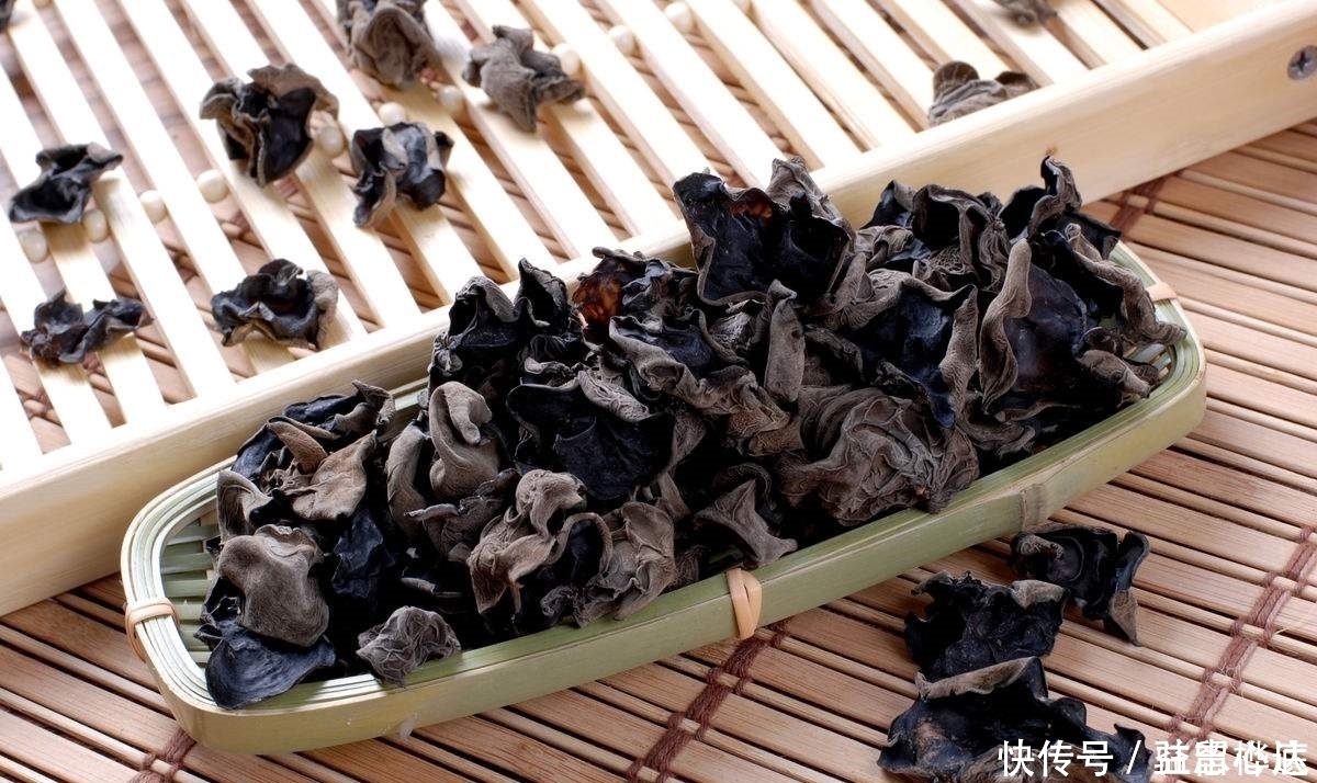 木耳和此物一起煮，能補氣養血，緩解失眠，頭發悄悄變黑哦