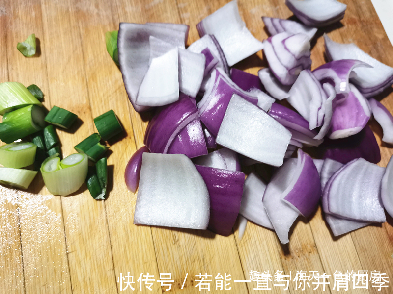 上班族最爱的懒人菜,洗切炒只需10分钟,又香又下饭