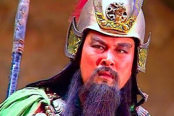 答案|关羽为何瞧不起黄忠?答案其实很简单