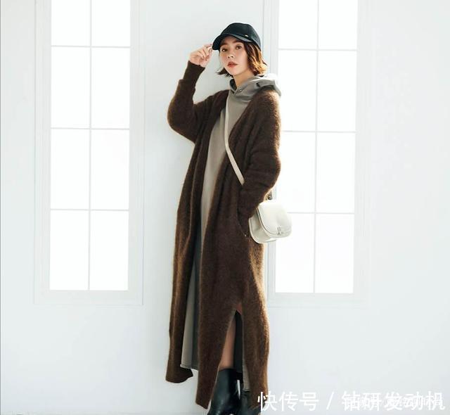 外套怎么搭配才不土试试这三种穿法，高级时尚很显气质