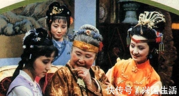 贾宝玉|贾宝玉的原型之一是此人,难怪《红楼梦》被禁,这个隐喻太大胆了