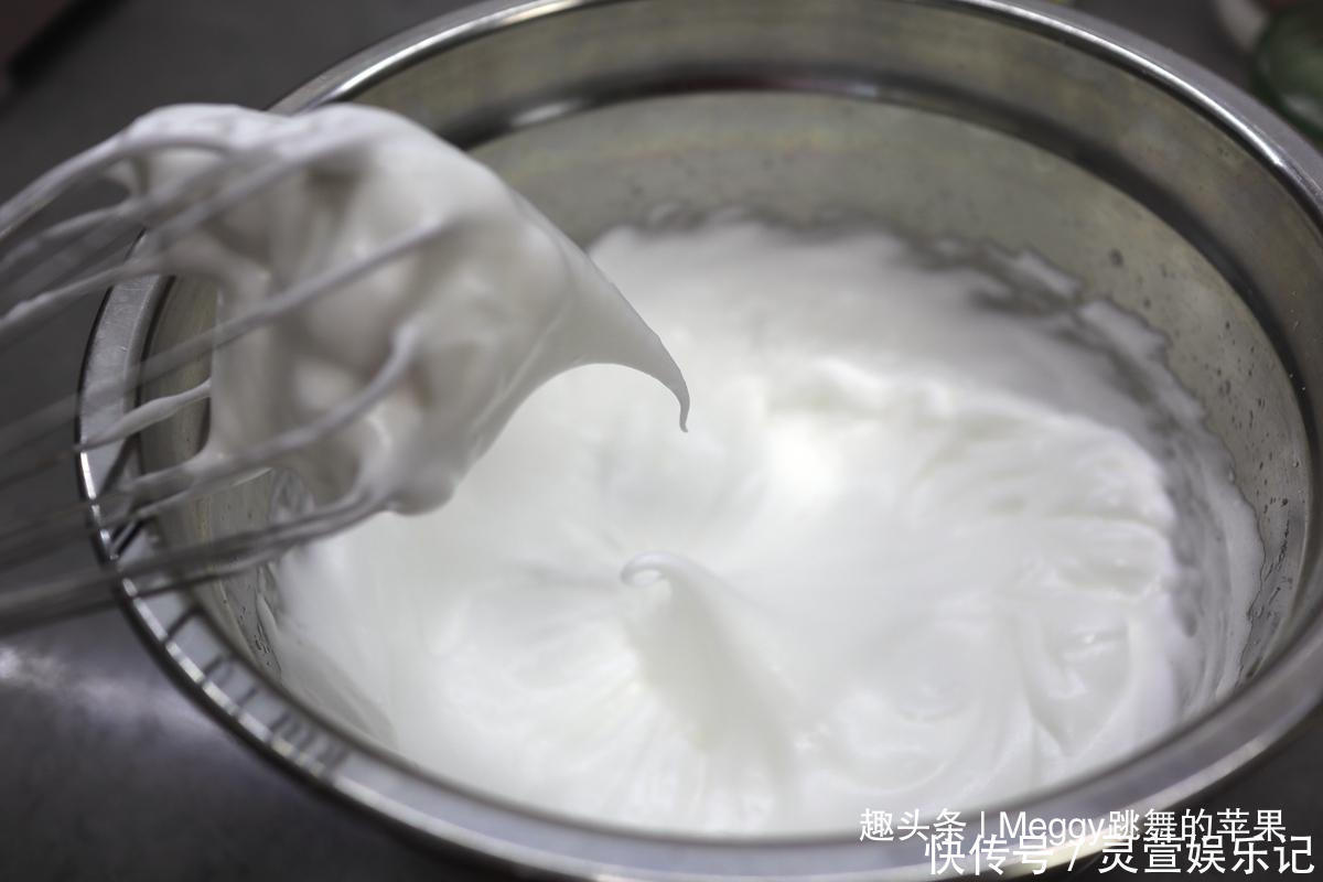 分钟|没有烤箱也能做出小甜点,3分钟出锅,酥脆香软,早餐零食吃不够