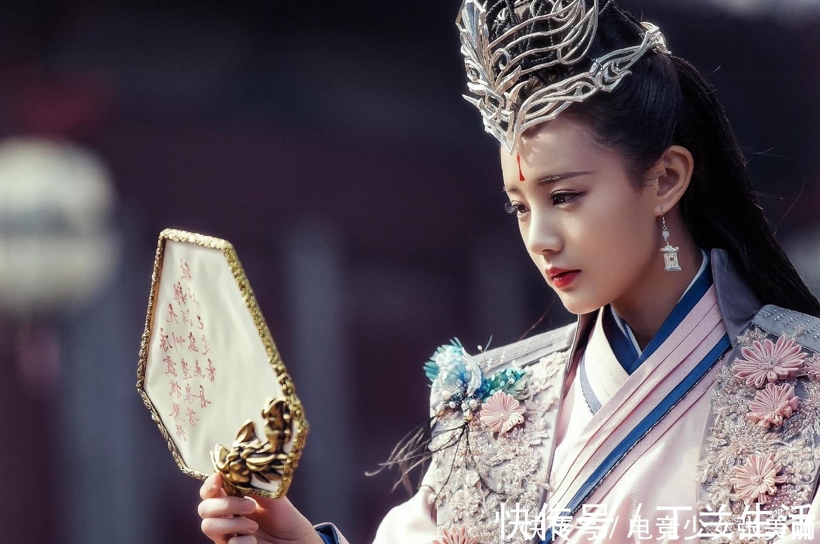 女主人公|辛弃疾写的一首婉约词，写尽了相思之苦，其中一句更是千古名句