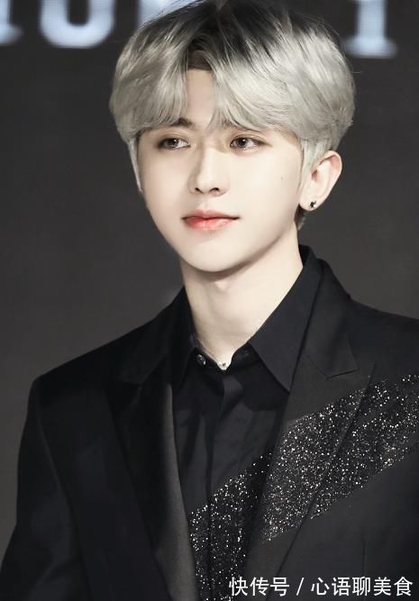 哈哈哈哈哈|蔡徐坤登顶年度收视榜,鹿晗有点可惜,千玺没在上面却被原谅