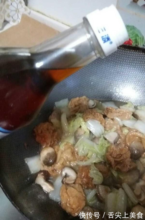 白菜|炒白菜，直接放油再下锅就错了，一招教你做出美味的白菜，特好吃