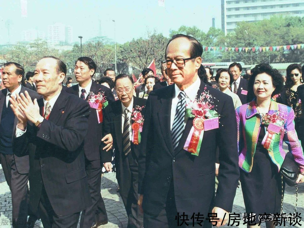 卖房|二手房量价齐跌,为什么炒房客不降价抛售?内行指出3个重要原因