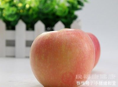 预防|苹果的功效多多吃苹果可以预防这种疾病