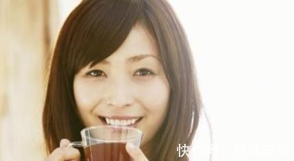 垃圾食品|不论男女，每天2个时间“大便”的人，恭喜寿命可能会比别人长