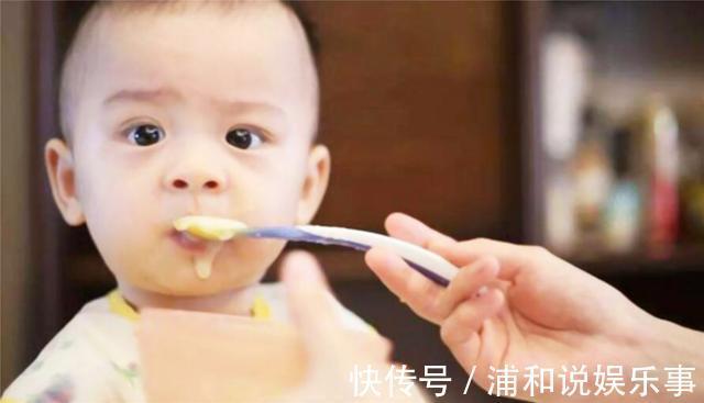 孩子|自主进食促进人格形成,遵循“三不两要”,让孩子享受自己吃饭