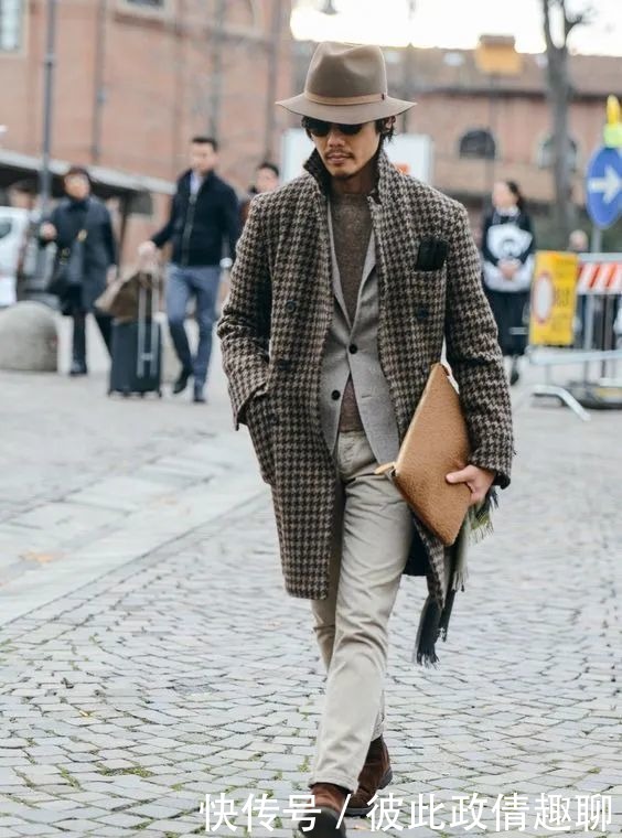 小编|一分钱两样花!今冬第一件大衣,我选性价比超高的ta