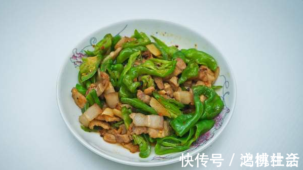 卖相|做辣椒炒肉时,谁先下锅不是关键,牢记这2点,卖相味道不输饭店