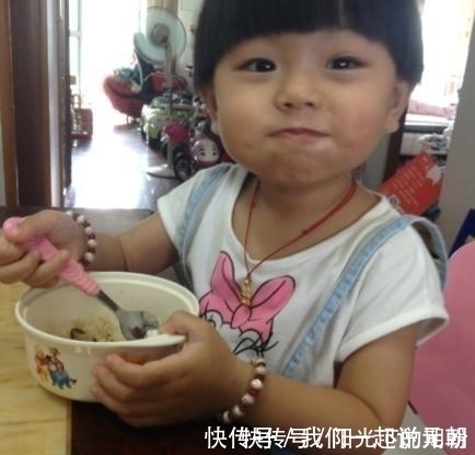 消化|7岁女童积食2年不长个,听取儿科主任建议,半年身高长9公分