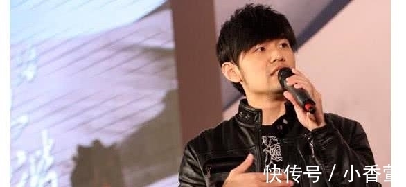 周杰倫|他餓肚子錄制《快本》,節(jié)目中無人打理,現(xiàn)如今快本已請不起