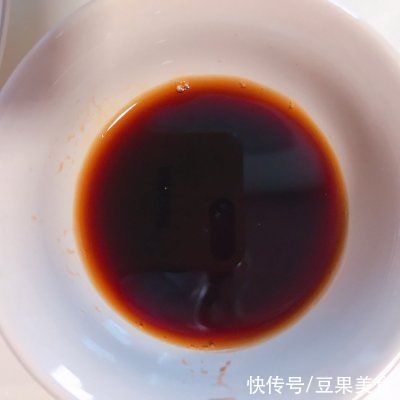 你五花肉油焖春笋的正宗做法，简单几步，越吃越上瘾