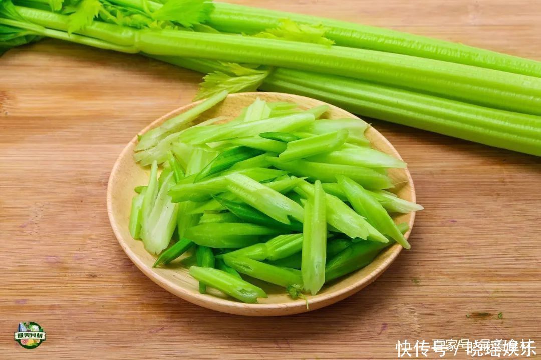 心烦易怒、口干咽痛,上火了?一吃就好的食物,千万别错过!