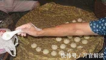 难怪你做的饺子不好吃,饺子馅里面加点这个好吃到爆!