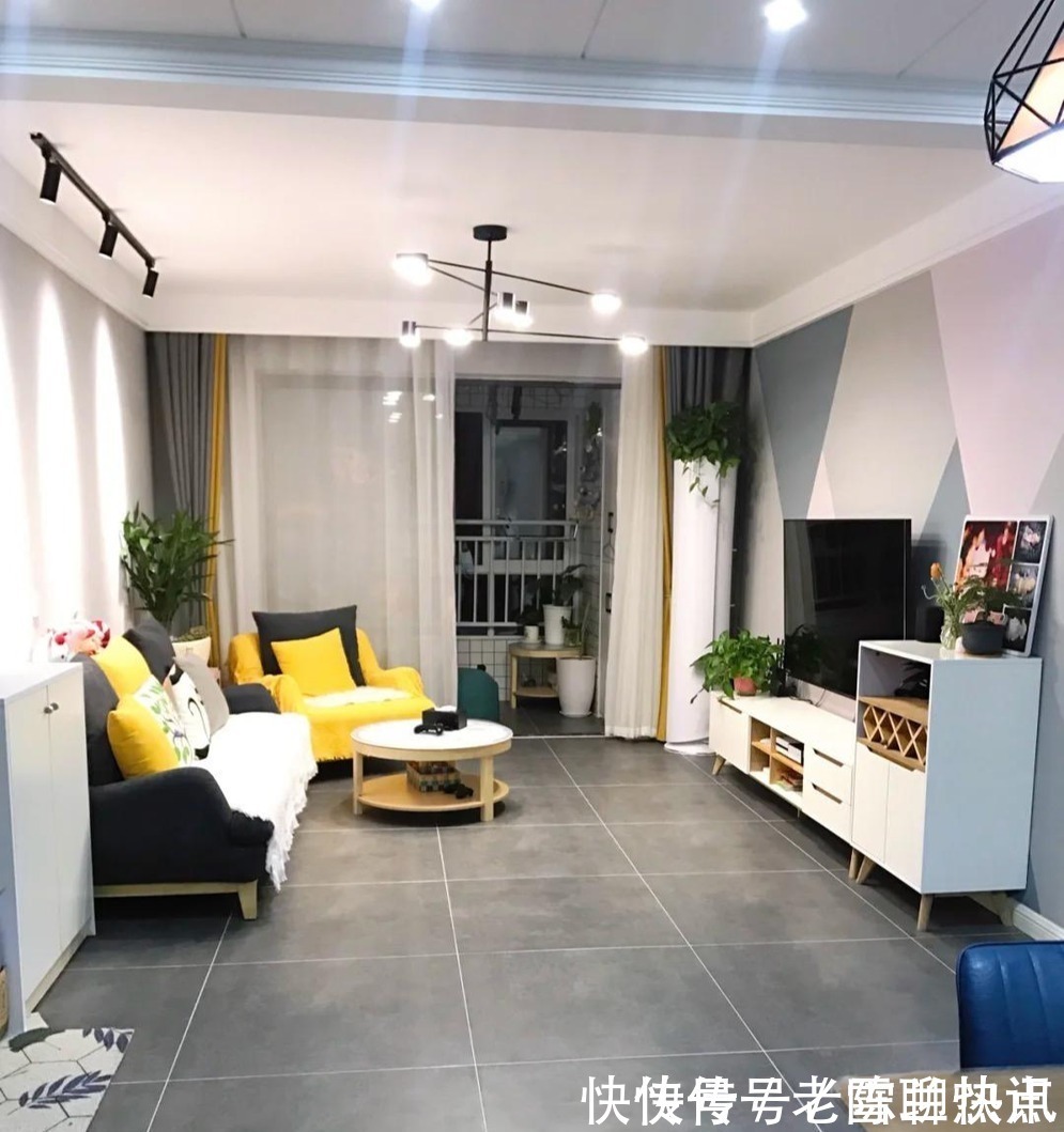 餐厅|等再买房,电视墙一定不做造型,学她家用乳胶漆刷图案,太漂亮了