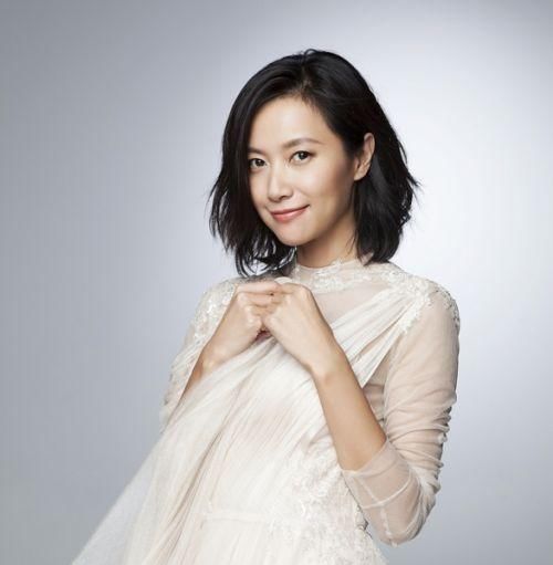  习作|娱乐圈变天，徐静蕾江郎才尽，夏雨接过娱乐圈第一书法家称号