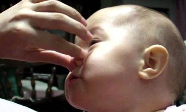 鼻骨|宝宝的鼻梁何时“定型”？塌鼻梁的娃想“逆袭”，要满足哪些条件