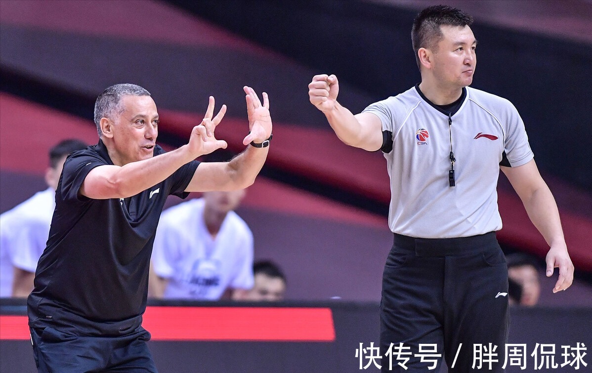 李洪庆|辽篮官宣功勋教练离队，杨鸣痛失军师，一细节揭李洪庆大动作