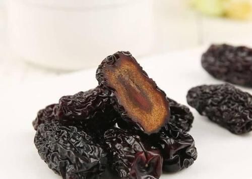 红石榴|寿命长的女人,睡前都有这5个好习惯,若你5个全占有,恭喜很健康