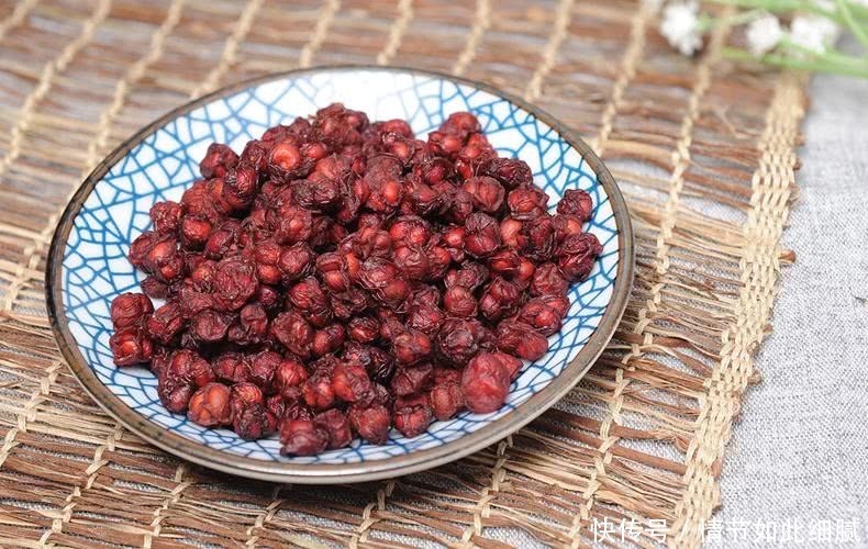 一把五味子，养生大功效7大顶级妙用，有病祛病，无病强身