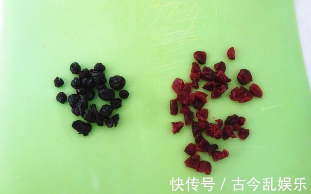 菠萝|小朋友早起就连喝两碗粥,就因为粥里加了它们,营养翻倍又好吃