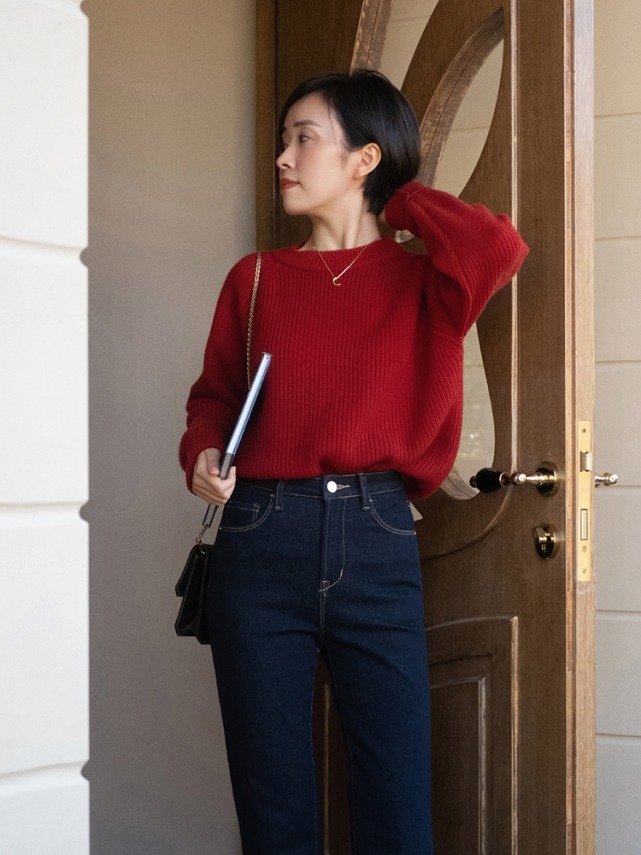 半身裙|针织衫配裤子还是裙子更好看?建议你两个都选,这样搭美极了!