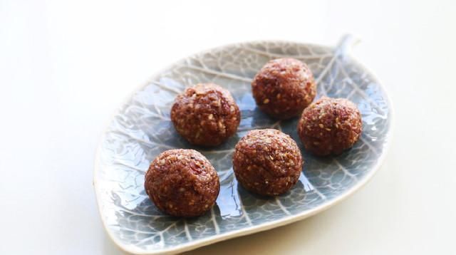  可自|女人多食它，可以吐气如兰，可自生体香，您别错过了