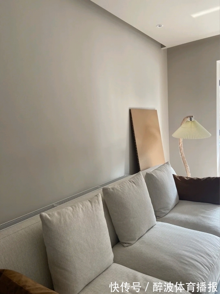 美观性|客厅作为家的脸面,这9个设计,看上去很实用,实则“鸡肋”