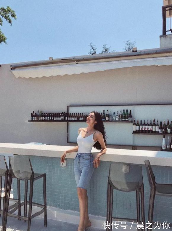 小姐姐|90后海南姑娘,穿上紧身裤秀身材,健身和自律改变了她