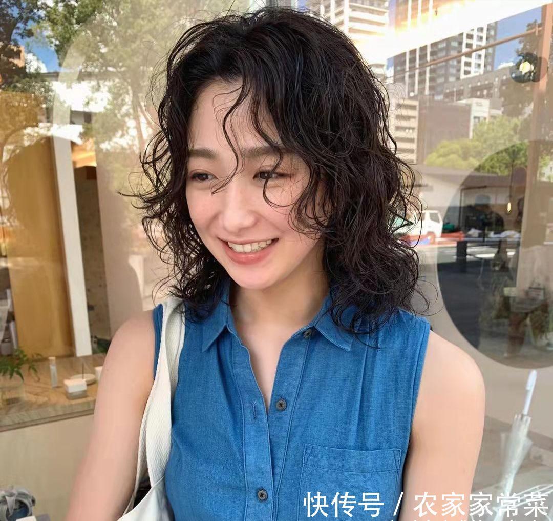 肤色 哪些发型会让人显老?了解这三个细节,轻松做出时尚减龄的好发型