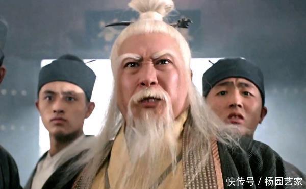 张无忌和张三丰,到底谁才是倚天第一高手?其实书里早给了答案