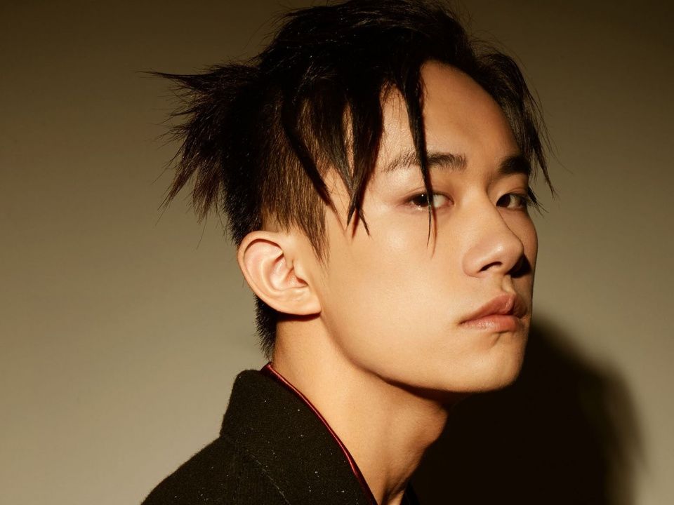  尴尬|十级学者鞠婧祎，“鞠学”体系自成一派，比“凡学”更尴尬