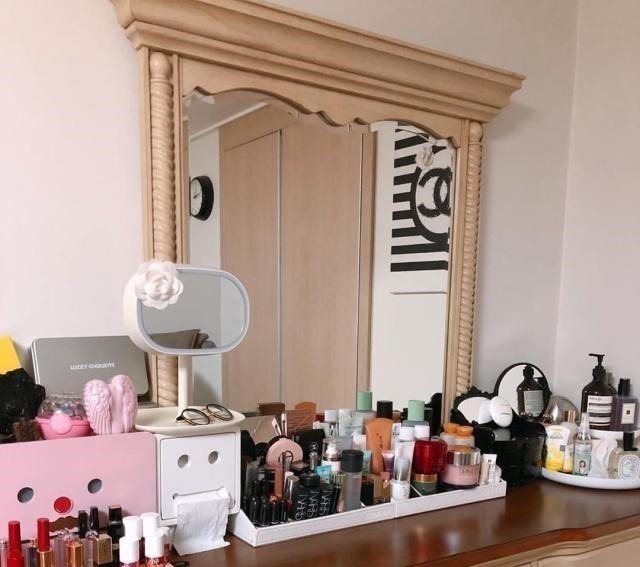 物品|韩国夫妻的家，简单精致，奉行极简主义的她，把家收拾得一尘不染！