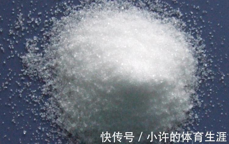 栽植株|家中该常备这种磷钾肥,养花能催花,盆栽则可改变土壤酸碱性