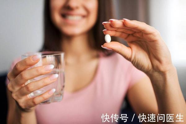 雌激素|为何月经迟迟不来?妇科医生:多半与这4个因素有关,别忽视!