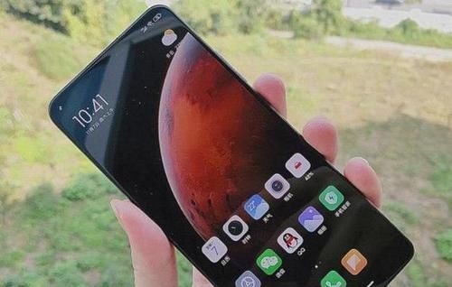 性价比超高|性价比超高的两款5G中端机,120Hz+跑分50W+,网友:性能不输旗舰
