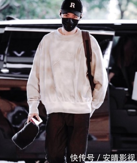 姚安娜 龚俊被曝退出《中餐厅5》的录制,原因或和姚安娜有关