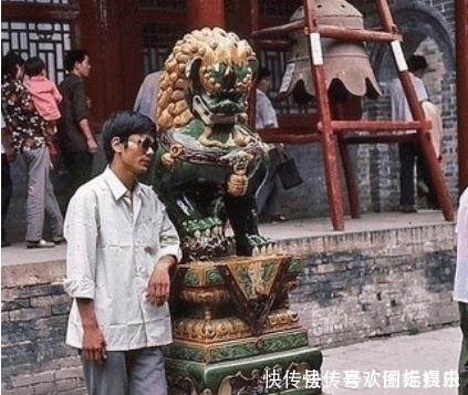 老年|1983年,在中国的一名美国游客拍摄的嵩山少林寺