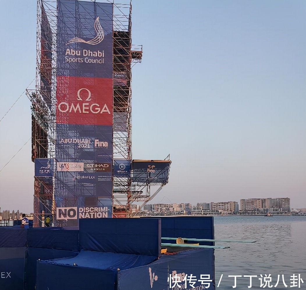 令人担心！全红婵参加表演赛变成“跳海”，设备看着让人心慌！