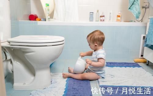 咬咬胶|宝宝3岁前,这3样东西要戒掉,家长可不能心软