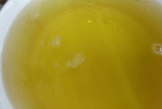 养盆“红叶碧桃”，入夏喝点“冰饮料”，花芽钻、花开一盆盆