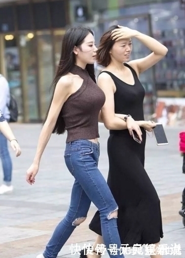 时尚|街拍:时尚甜美的小姐姐,穿搭个性,不失端庄