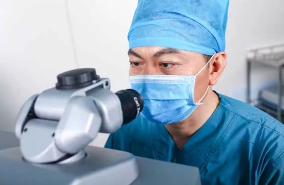 北京茗视光眼科|北京茗视光眼科李福生：浅谈近视手术演进简史