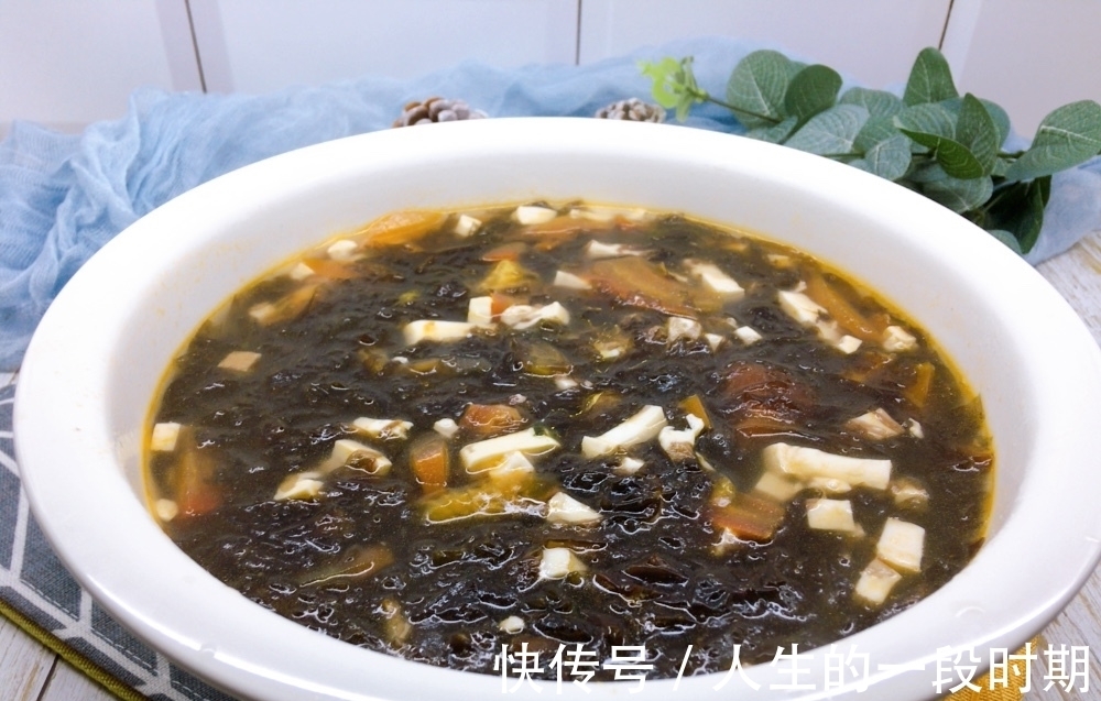 番茄|皮肤干燥润肤喝这汤,一周4次肌肤水嫩,滋养皮肤又暖身