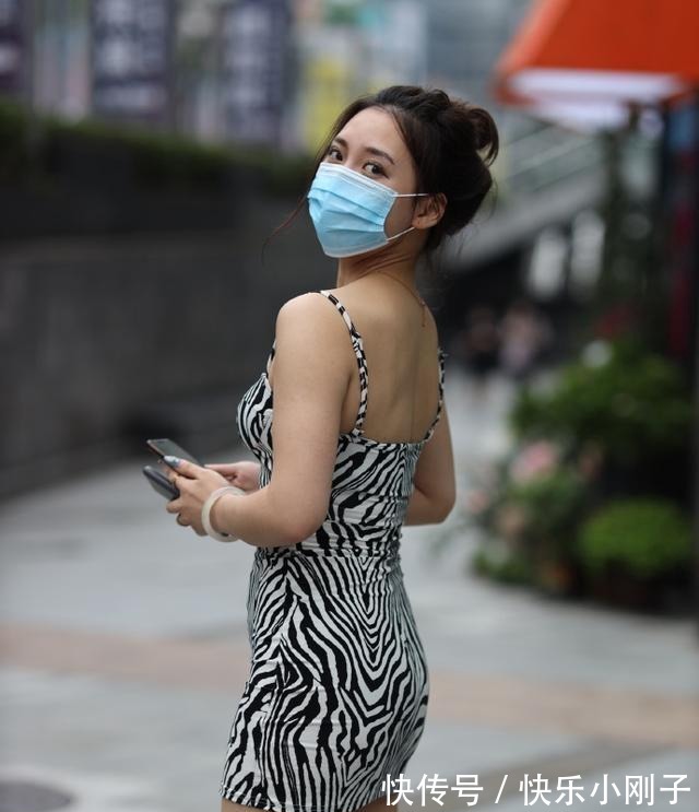 小个子|连衣裙的多种风格搭配，搭配风格时尚一些，还有气质