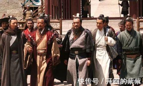 皇上|皇上赐给宋江等人锦袍是为这事，注定宋江结局，可惜梁山好汉不懂